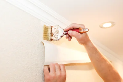 Pose de papier peint aux Hautes-Rivières — revêtements muraux et toiles de verre